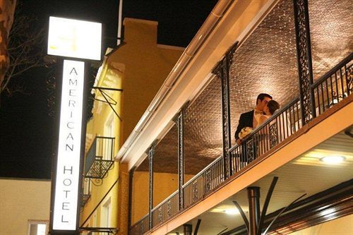 American Hotel Freehold Eksteriør billede